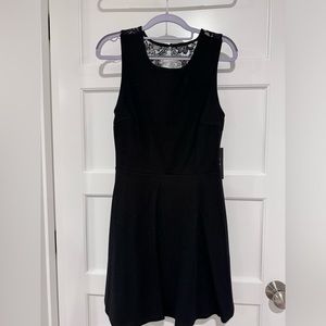 Lulu’s black skater dress